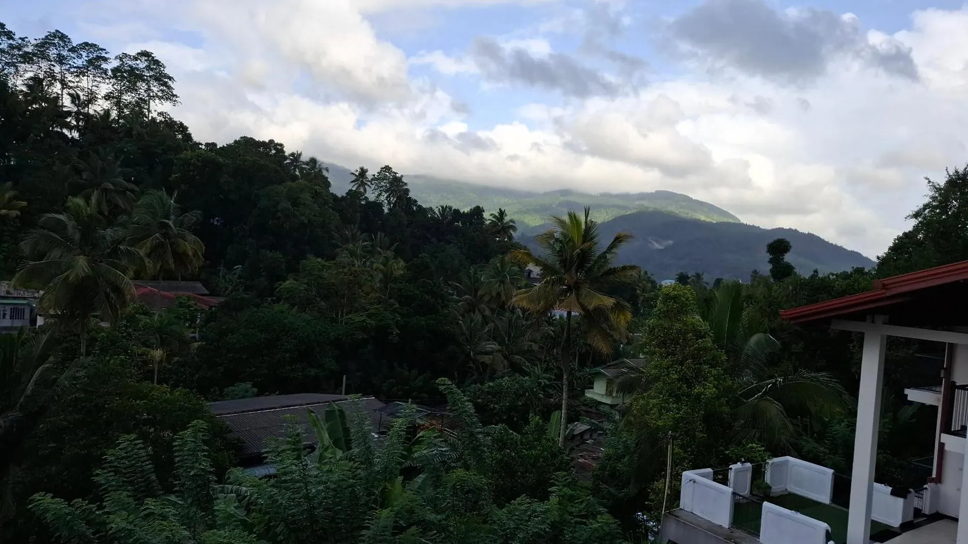Hotel Aquahills Kandy Pensjonat